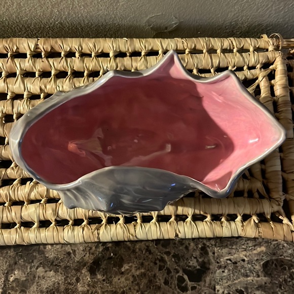 Vintage Ceramic Seashell Planter - Picture 5 of 9